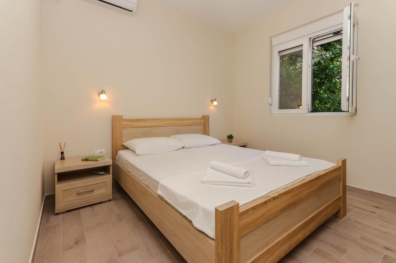 Sea Star Luxury Apartment Kotor Exterior foto