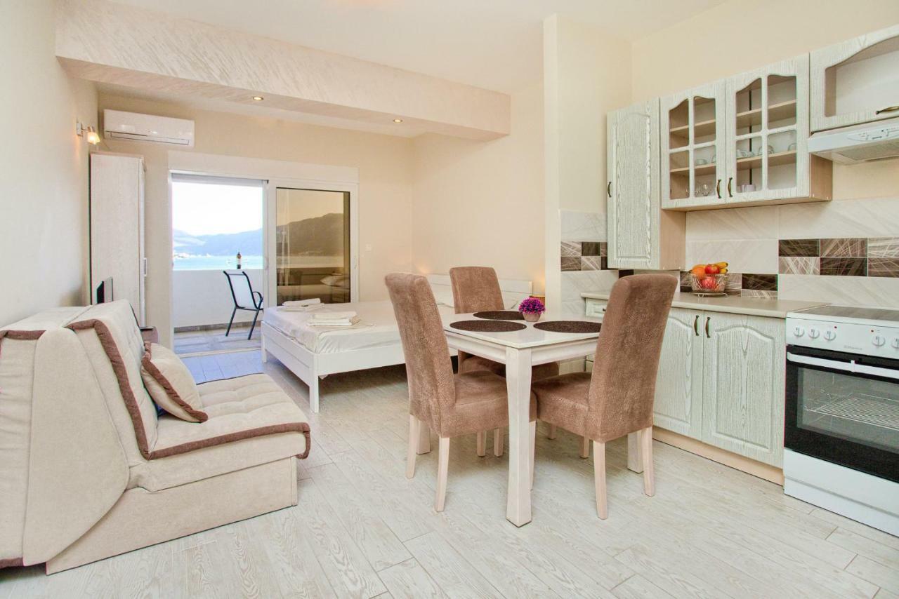 Sea Star Luxury Apartment Kotor Exterior foto